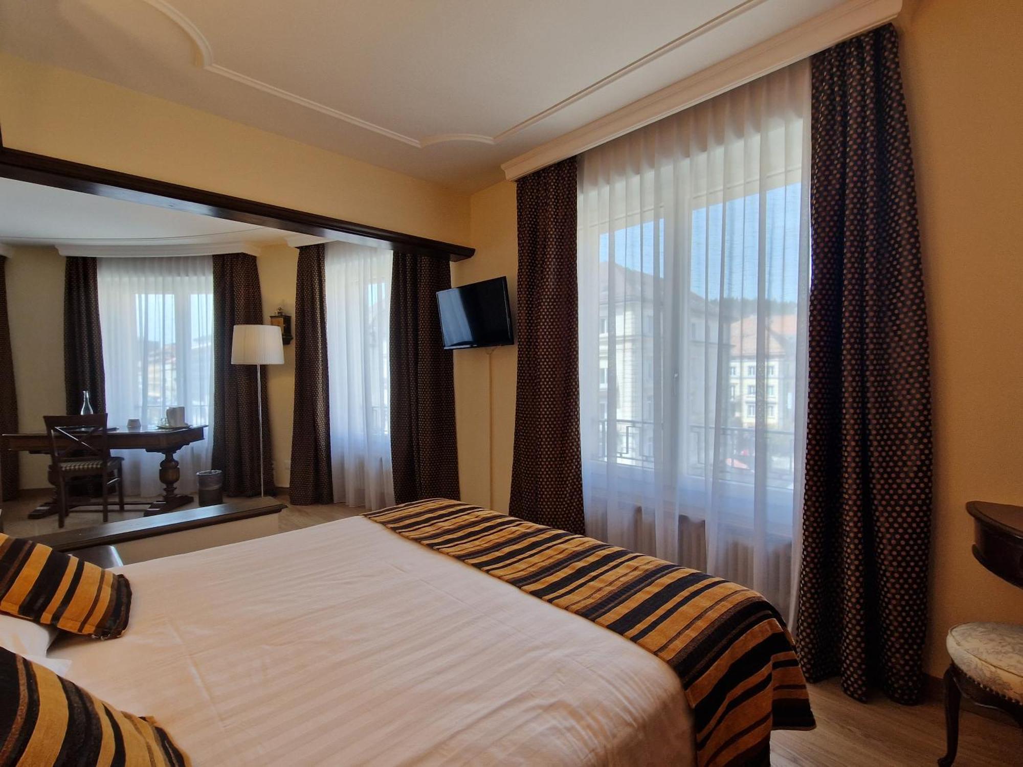 Hotel Athmos La Chaux De Fonds Rom bilde