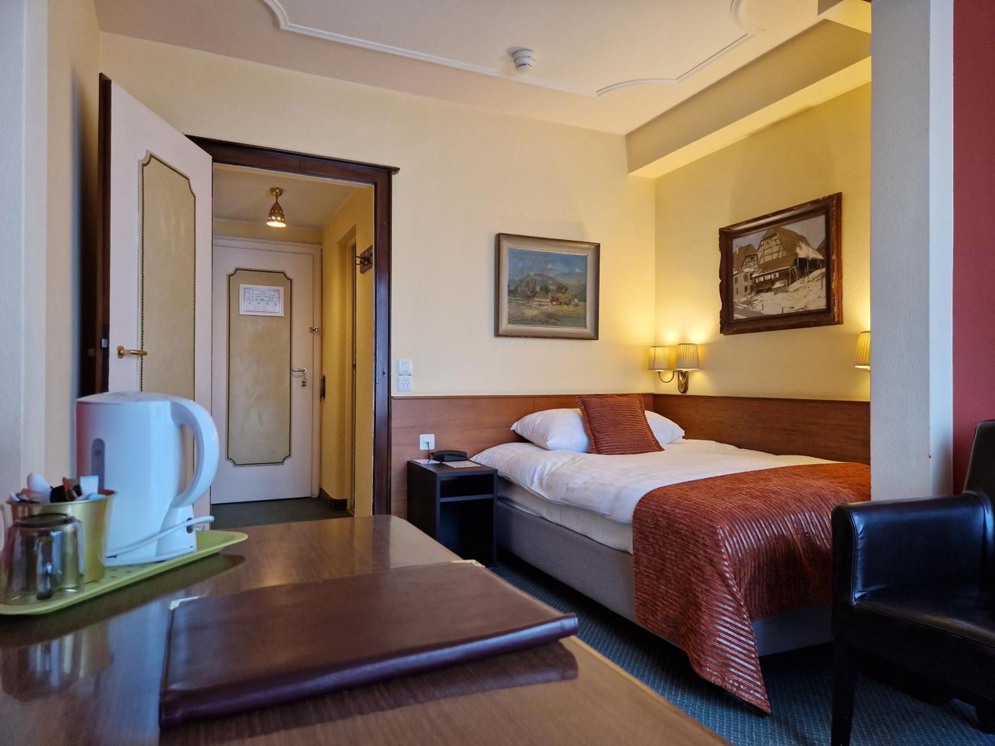 Hotel Athmos La Chaux De Fonds Eksteriør bilde